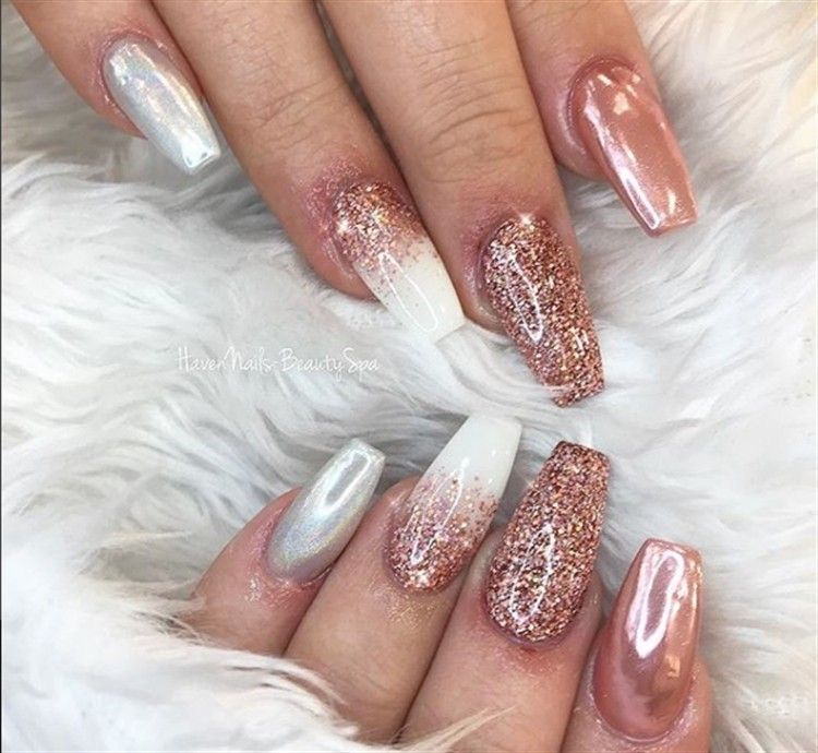 20+ Stunning Acrylic Nail Glitter Ideas to Express Your Personality