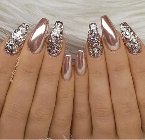 20+ Stunning Acrylic Nail Glitter Ideas to Express Your Personality