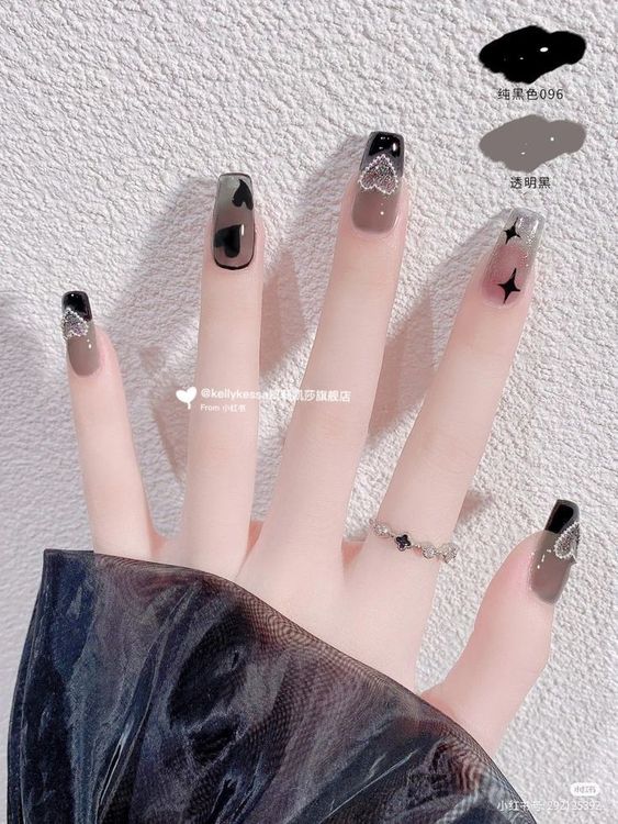 10+  Black SNS Nail Art Ideas for a Fresh Autumn Manicure